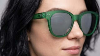 Izipizi Sun #N Green Imagem gerada