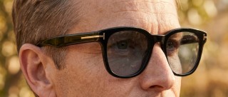 Tom Ford Sinatra FT1104 01A 53 Imagem gerada